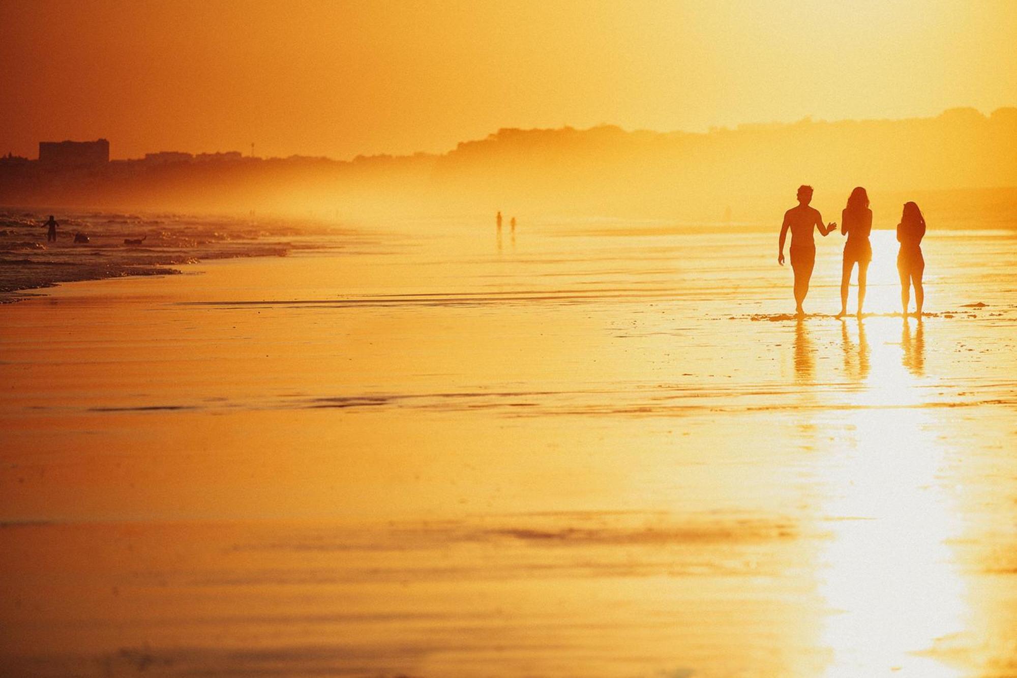 Domes Lake Algarve, Autograph Collection Vilamoura Exteriér fotografie Sunset at the beach