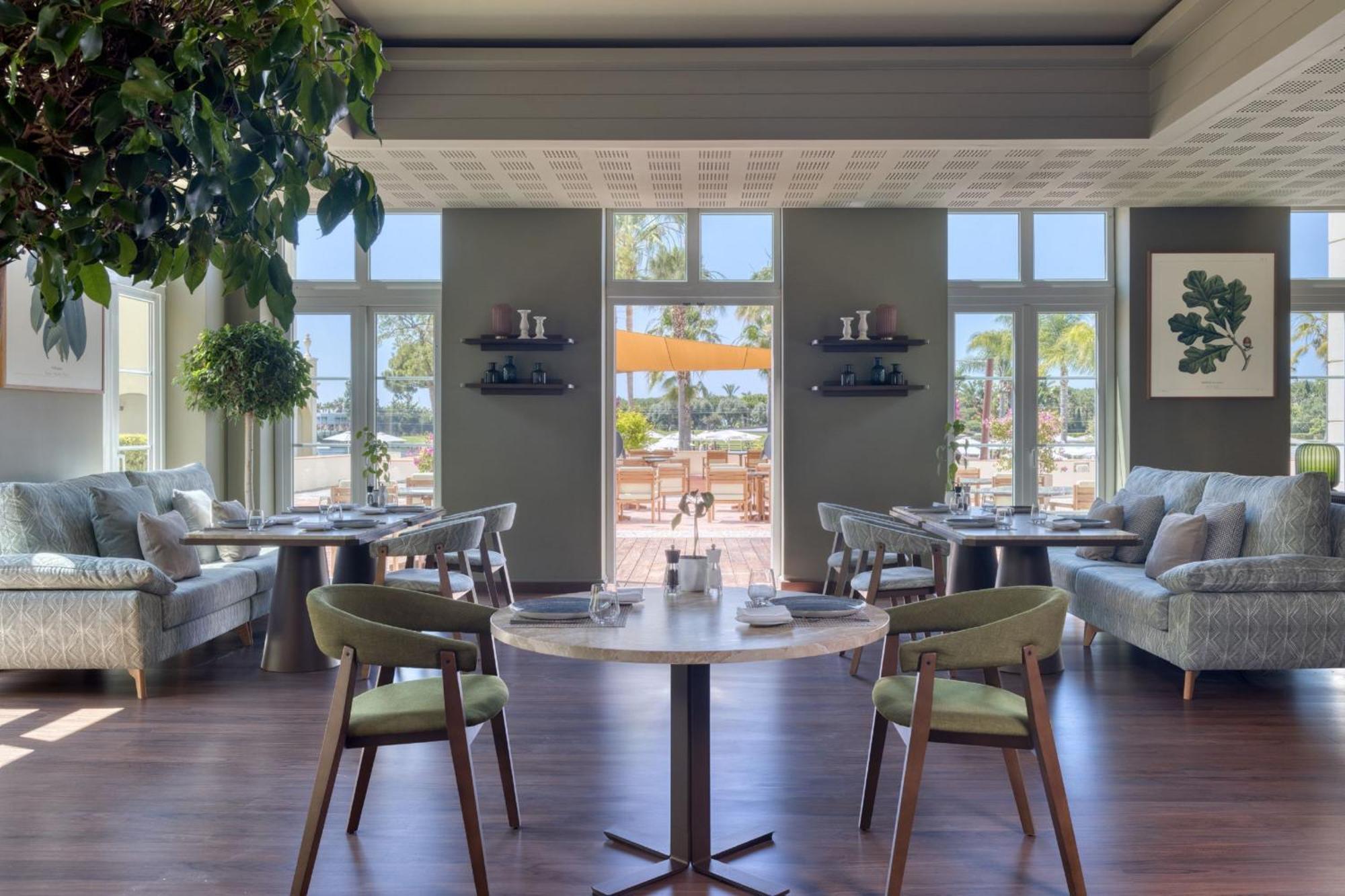 Domes Lake Algarve, Autograph Collection Vilamoura Exteriér fotografie The interior of the restaurant